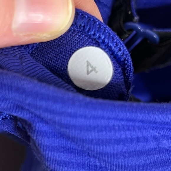 LULULEMON Run: Catch Me Tank Tonka Stripe Pigment Blue - Picture 6 of 6